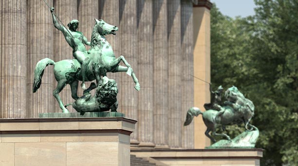 Detail view of the equestrian statues on the outside staircase of the Altes Museum (visualization)